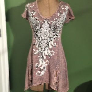 NEW 💗Vocal Tunic. Already reduced